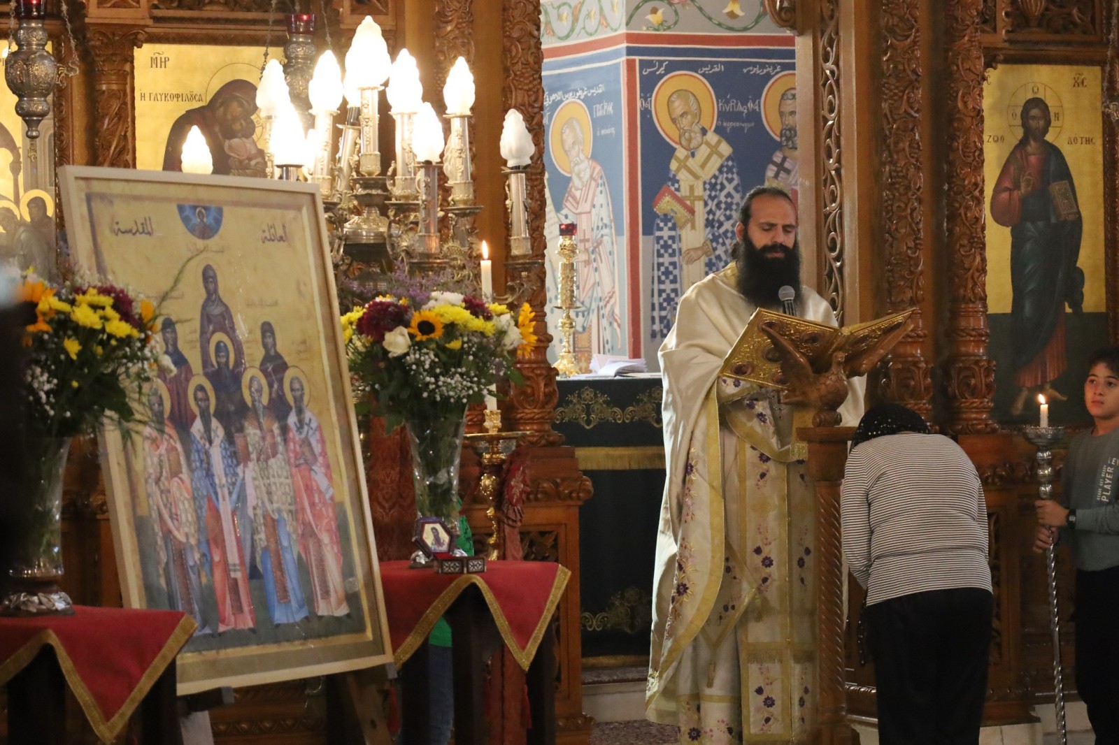 حضنُ المسيحِ مفتوحٌ من أجلِ العائلة