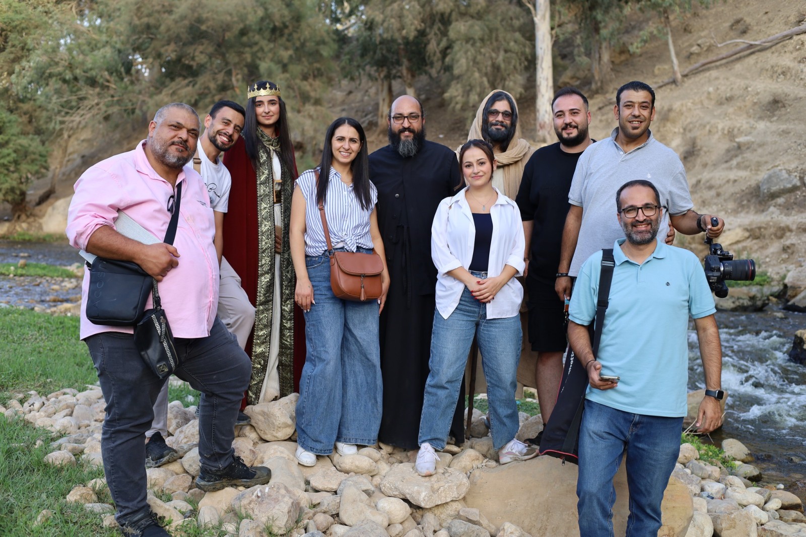 فريقُ المحطّة الأرثوذكسيّة يُنهي تصويرَ فيلم "جوهرةُ الصّحراءِ - ديرُ سانت كاترينا"