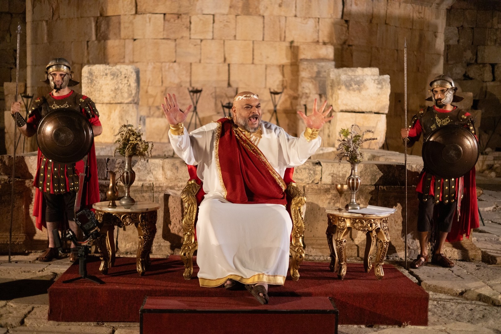 فريقُ المحطّة الأرثوذكسيّة يُنهي تصويرَ فيلم "جوهرةُ الصّحراءِ - ديرُ سانت كاترينا"