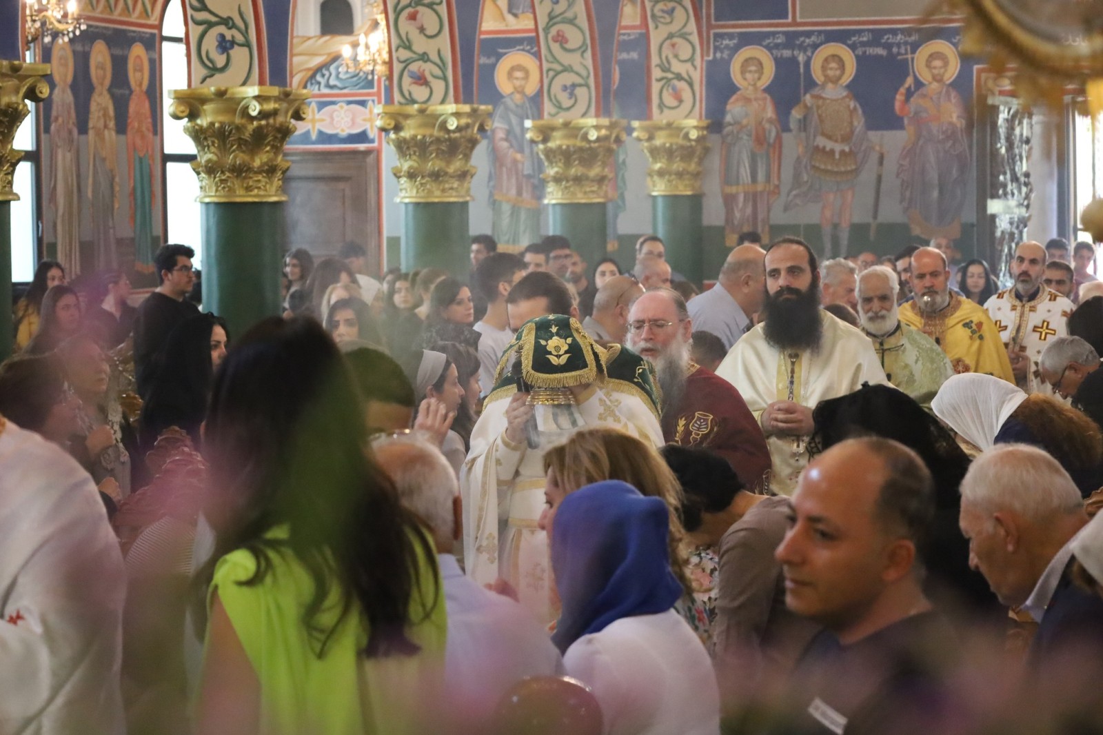 حضنُ المسيحِ مفتوحٌ من أجلِ العائلة