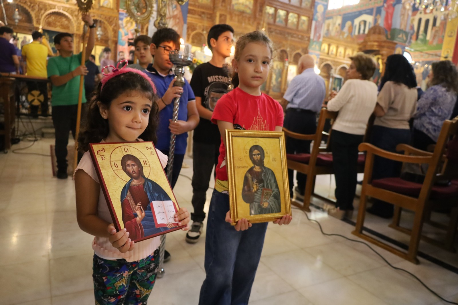 حضنُ المسيحِ مفتوحٌ من أجلِ العائلة