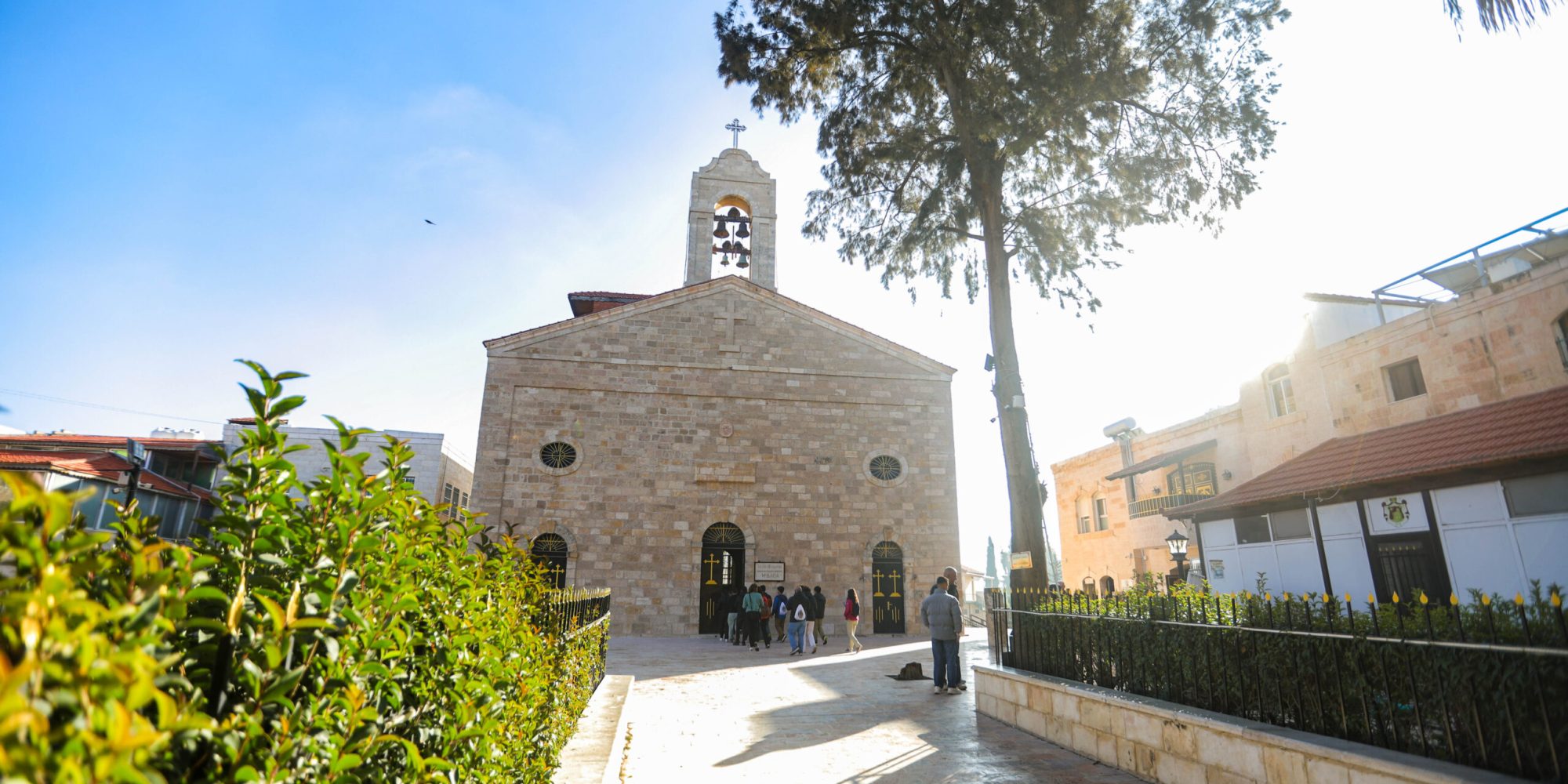 كنيسة القديس جاورجيوس الخارطة مادبا